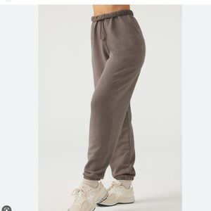 Joah Brown Oversized Jogger M/L Peppercorn NWT